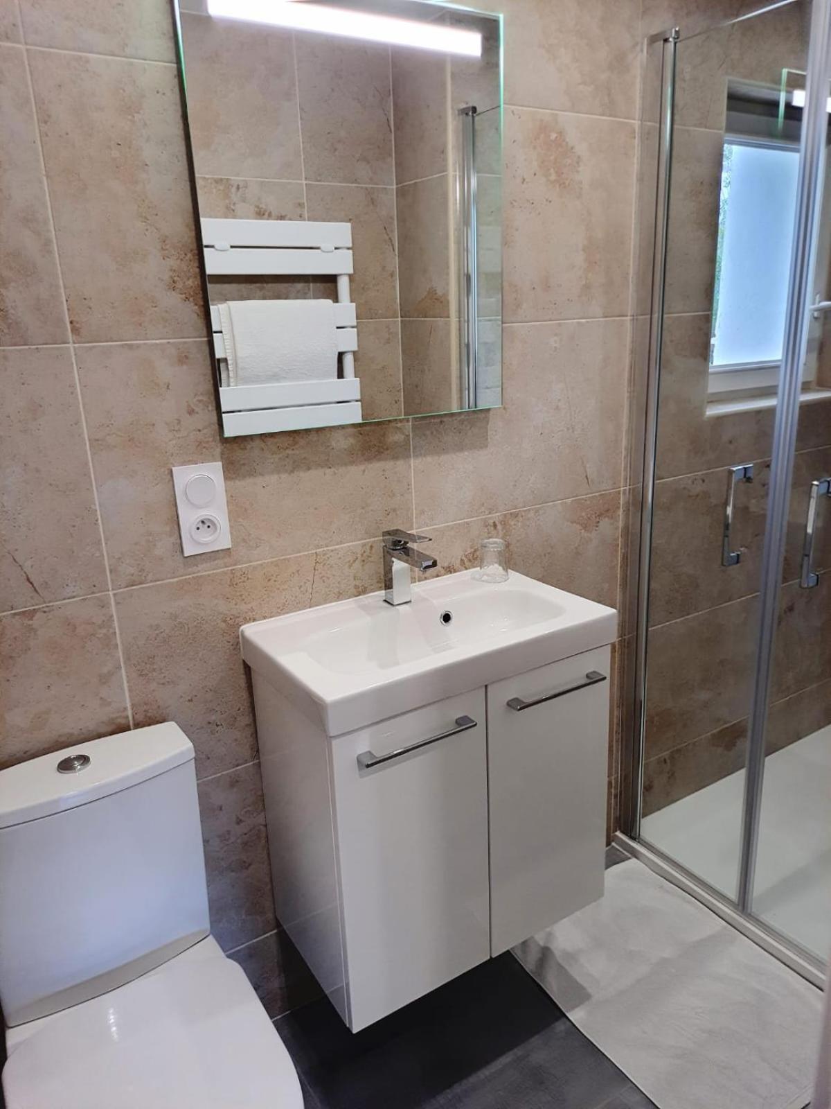 Logement La Belle Provence Le Beausset Dış mekan fotoğraf